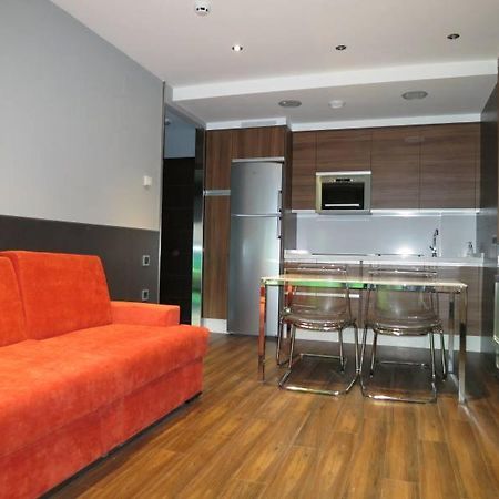 Apartamentos Clarin Oviedo Exterior photo
