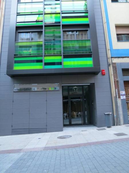 Apartamentos Clarin Oviedo Exterior photo