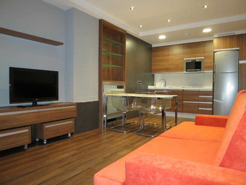 Apartamentos Clarin Oviedo Room photo